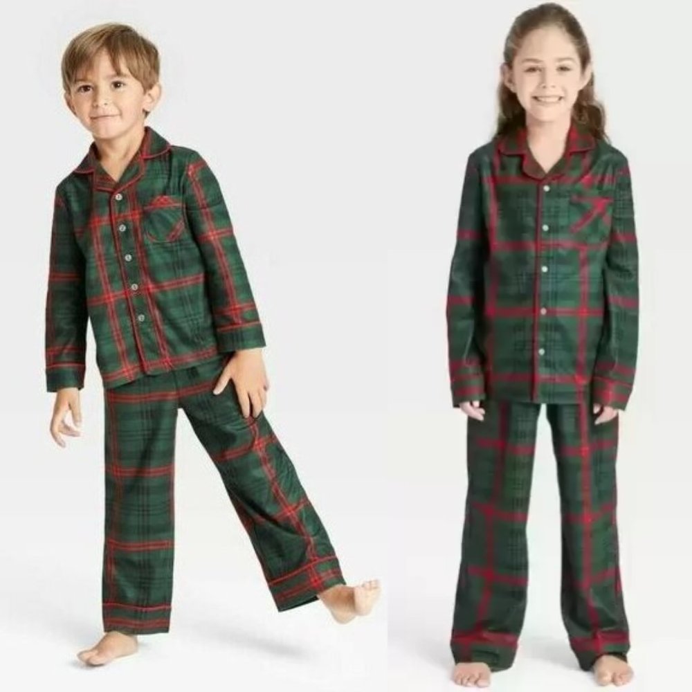 New! Hearth & Hand Kids' Tartan Plaid 2pc Pajama Set - Christmas / Holiday
